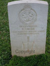 Dar Es Salaam War Cemetery - Smith, T